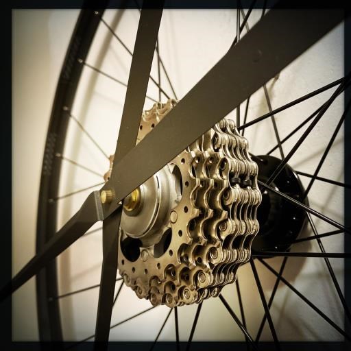 Bicycle Wheel Clock, copyright © viki crays